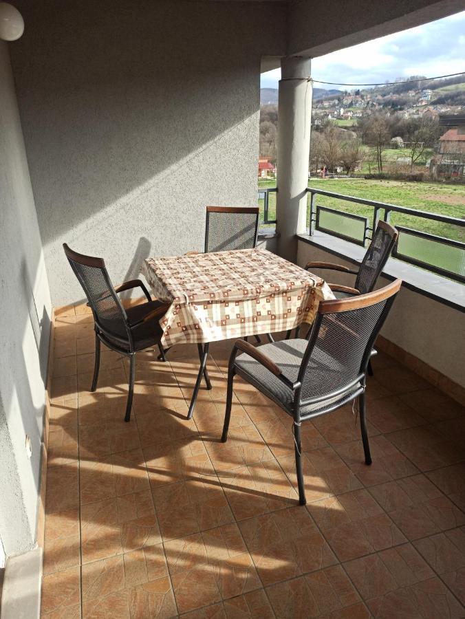 Apartman Ellye Lukavica 외부 사진