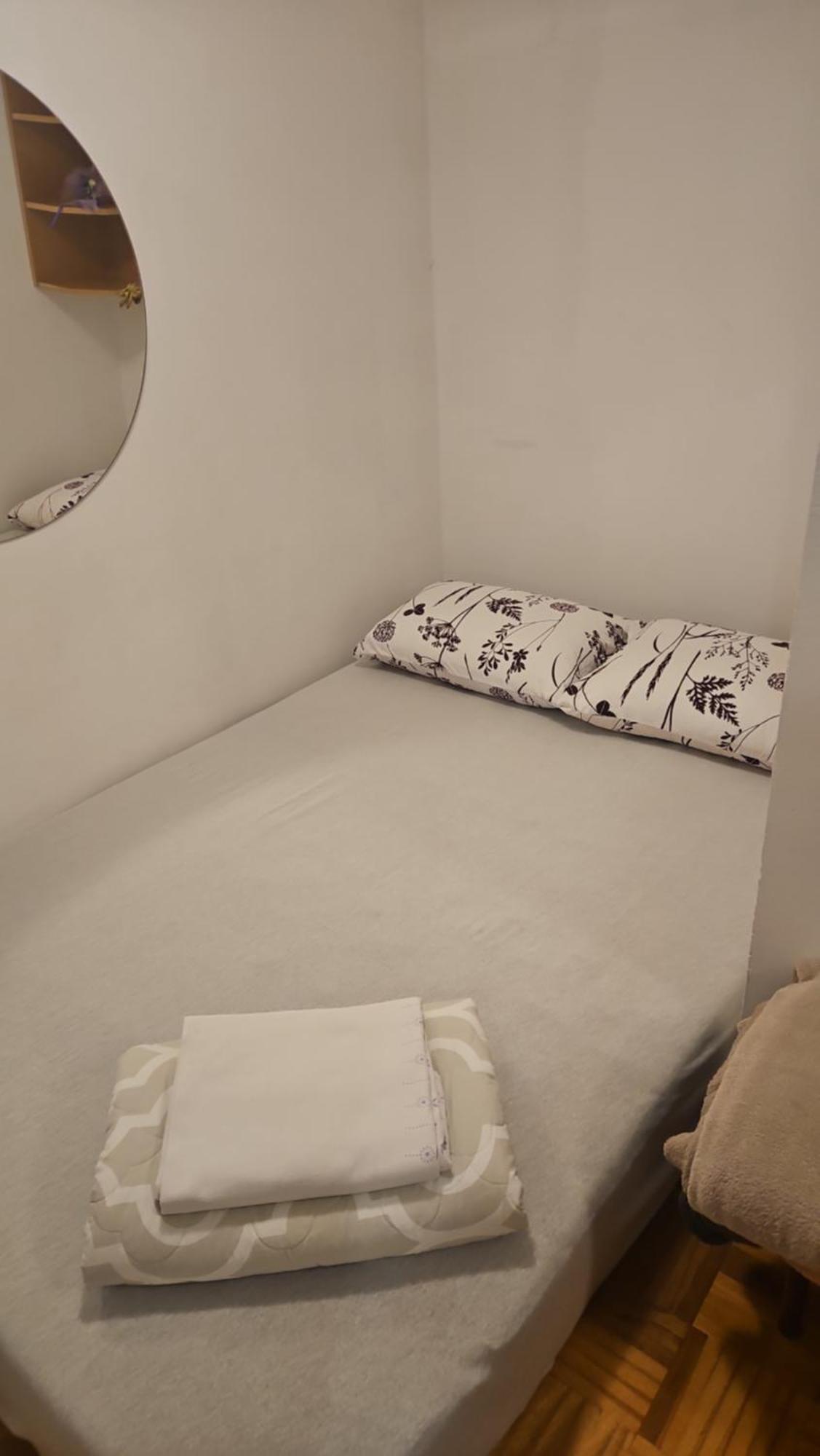 Apartman Ellye Lukavica 외부 사진
